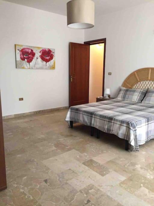 Alloggio Incantevole Storico Apartment Carovigno Exterior photo